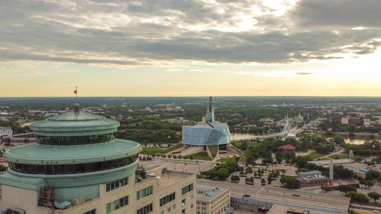 Fort Garry Place Furnished Suites Winnipeg Exterior photo